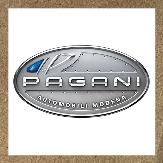 Sticker Pagani avec logo oval argenté
