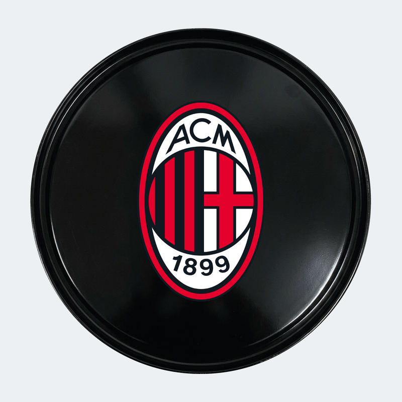 Vue du dessus d’un baril avec sticker principal AC Milan version 2 