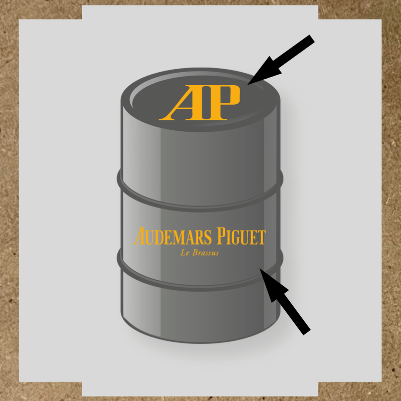 Kit de 2 stickers pour baril, représentant le logo 'AP' et le texte 'Audemars Piguet Le Brassus', sur un baril décoratif. couleur:jaune foncé