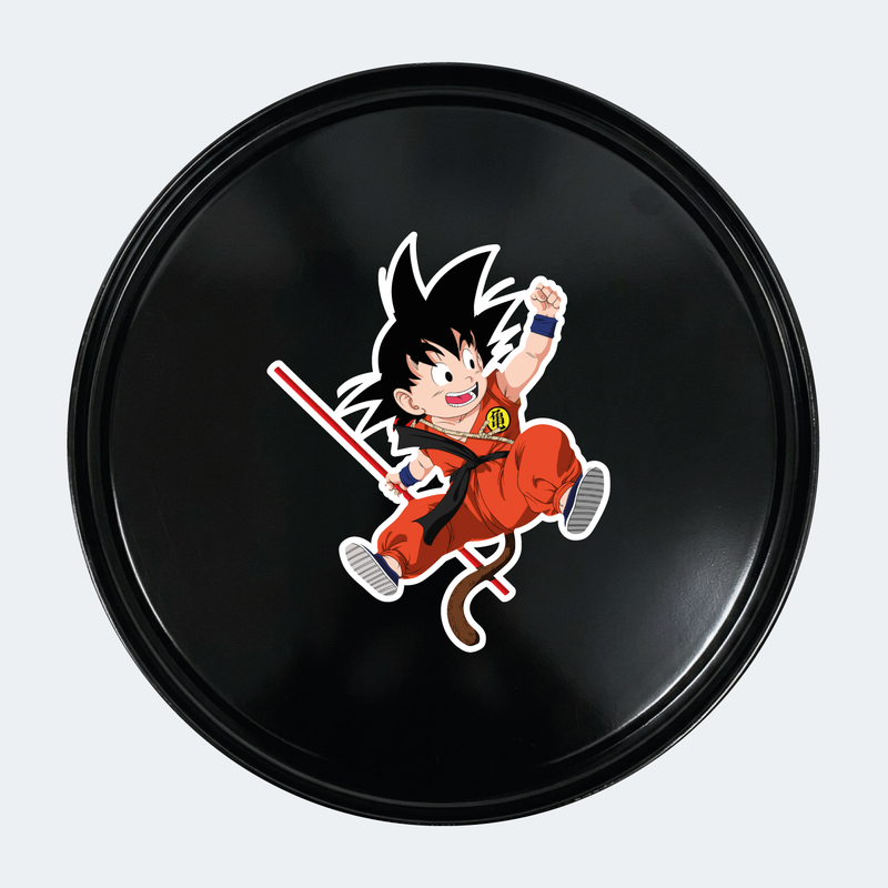 Vue de face d’un baril décoratif avec sticker inférieur Kit de 2 stickers Dragon Ball logo