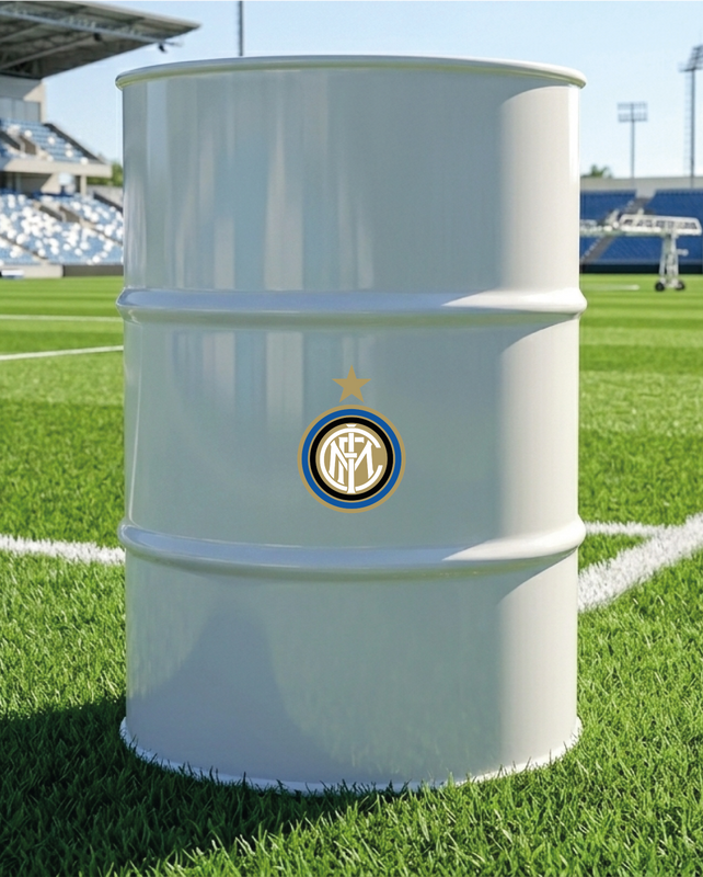 Baril décoratif avec kit de 2 stickers Inter Milan 2007-2014 en situation réelle