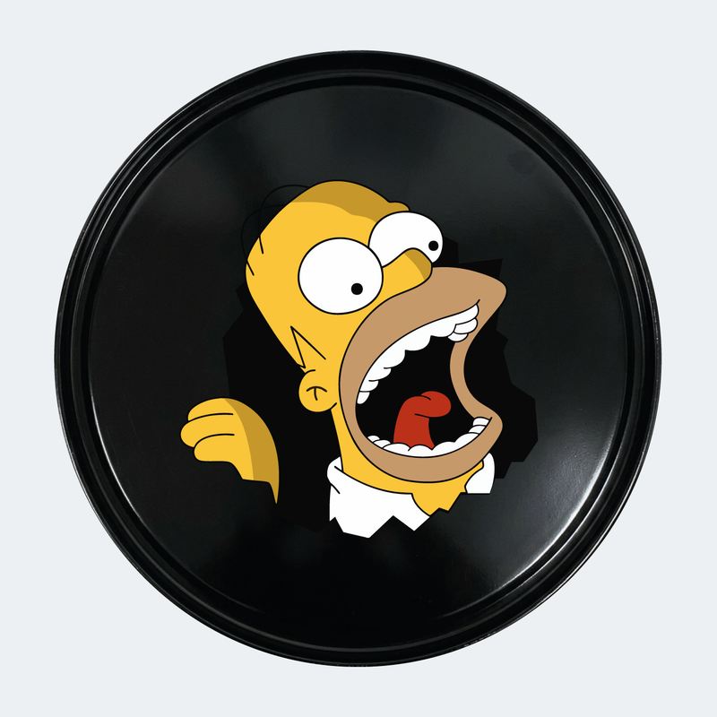 Vue de face d’un baril décoratif avec sticker inférieur Kit de 2 stickers Les Simpsons Homer logo