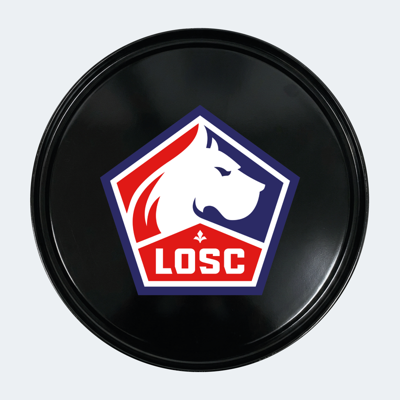 Vue de face d’un baril décoratif avec sticker inférieur LOSC