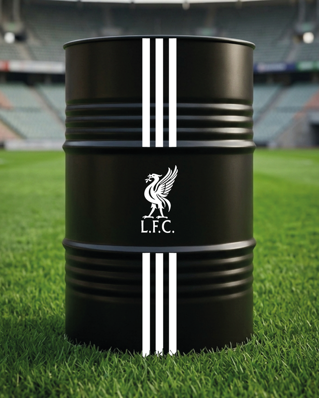 Mise en situation d’un baril décoratif avec kit de 4 stickers Liverpool 