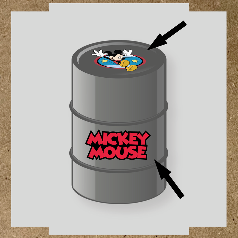 Kit de 2 stickers pour baril Mickey Mouse, avec des stickers colorés sur un baril décoratif.