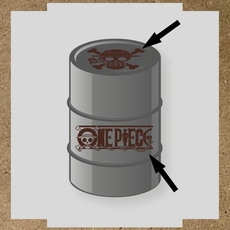 Kit de 2 stickers pour baril représentant un tonneau avec un logo de crâne et des os croisés, et le texte 'ONE PIECE' sur le côté. couleur:marron foncé